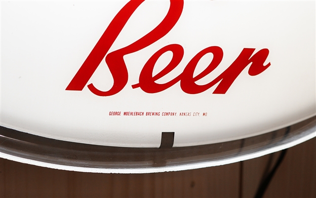 Kroysen Beer NEON PRODUCTS Illuminated Sign