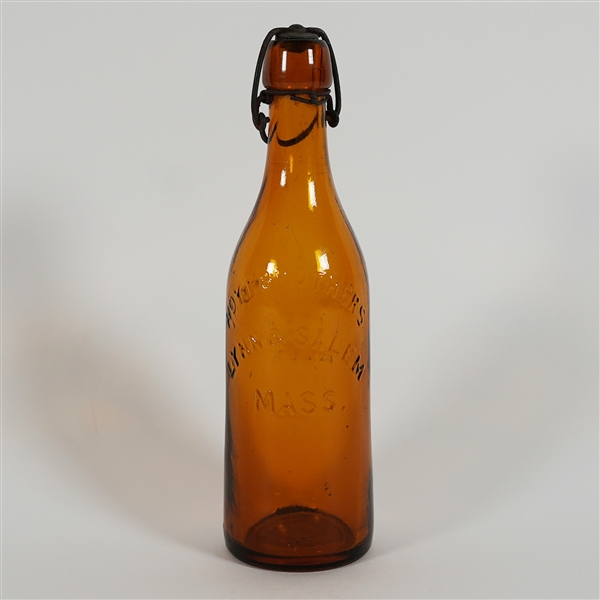 Hoyt Brothers Lynn Salem Mass Milwaukee Lager Beer Pre-Proh Blob Top Bottle