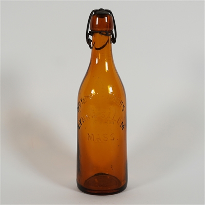 Hoyt Brothers Lynn Salem Mass Milwaukee Lager Beer Pre-Proh Blob Top Bottle