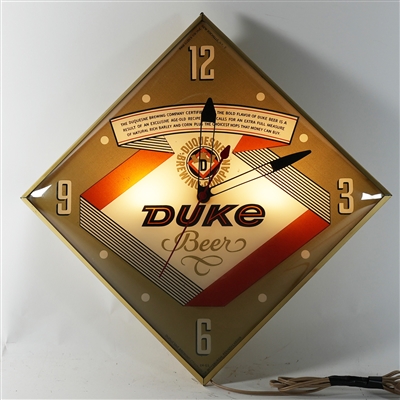 Duke Pilsener Diamond Pam Clock
